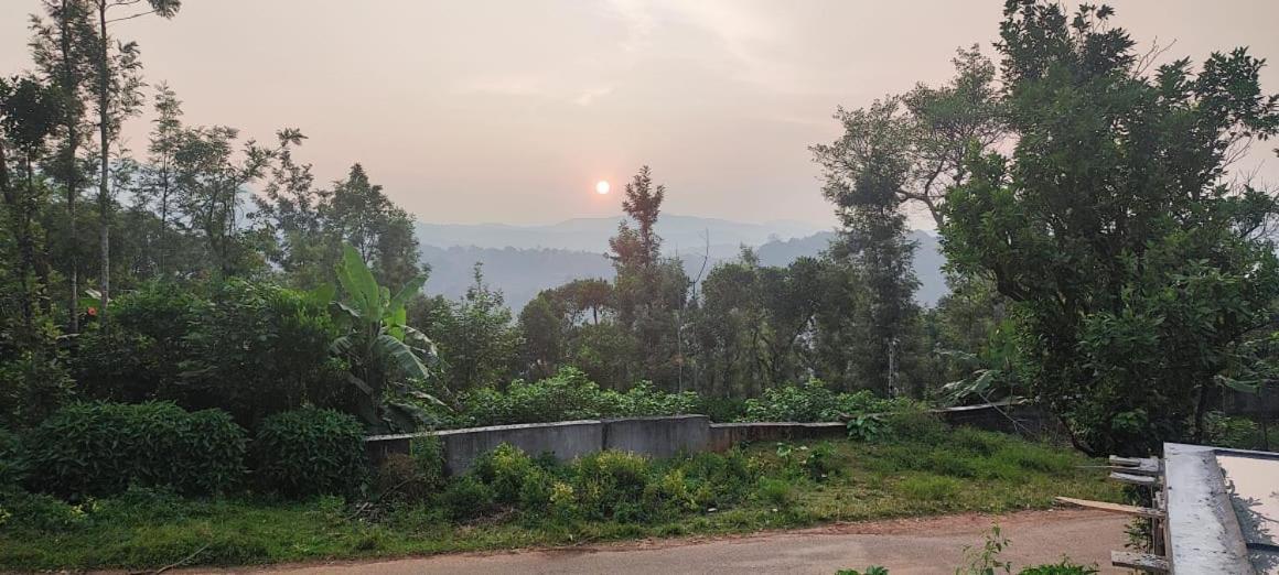 Darshan'S Home Stay Madikeri Ngoại thất bức ảnh